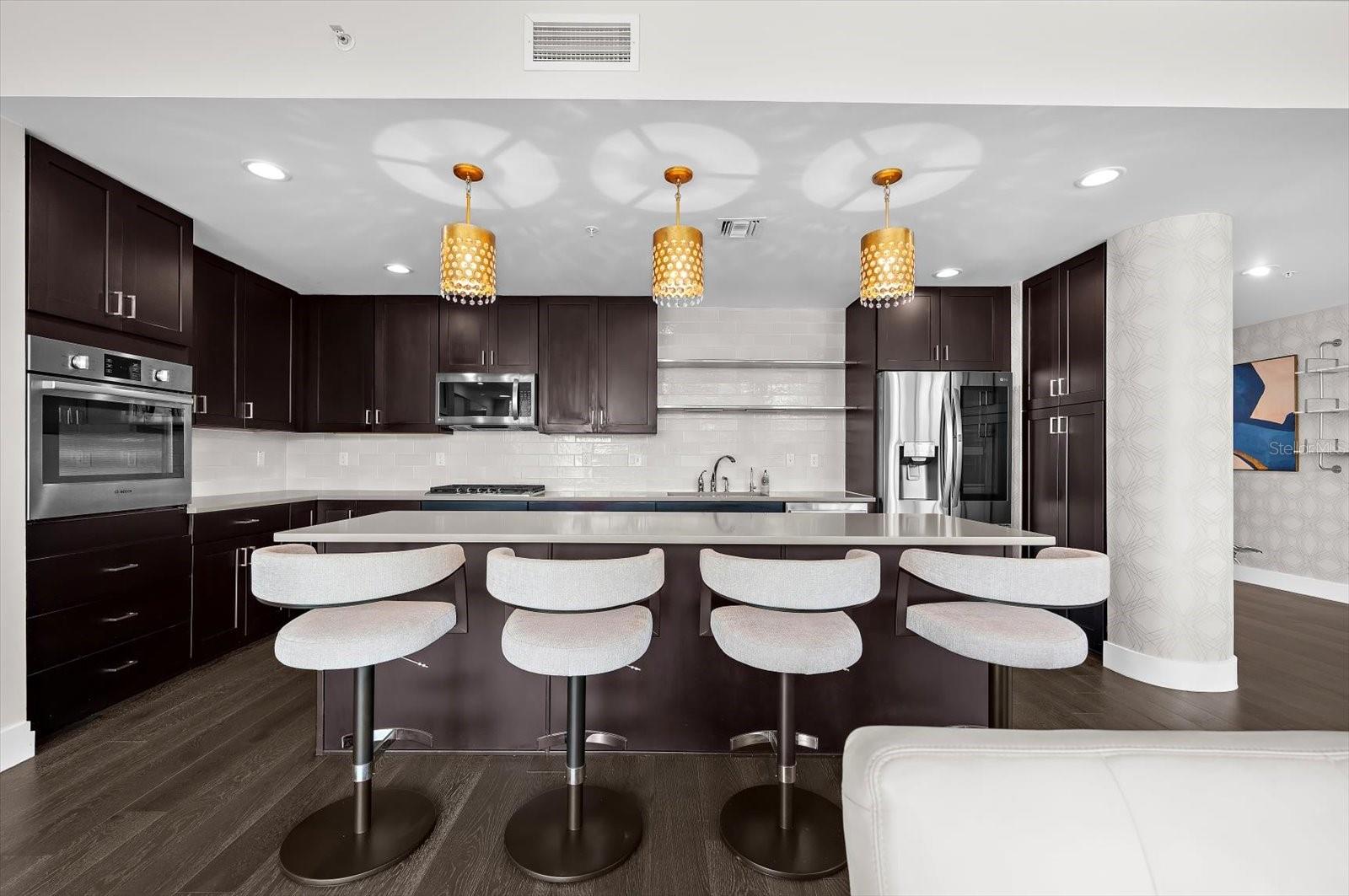 Image 33 of 73 For 176 4th Avenue Ne 201