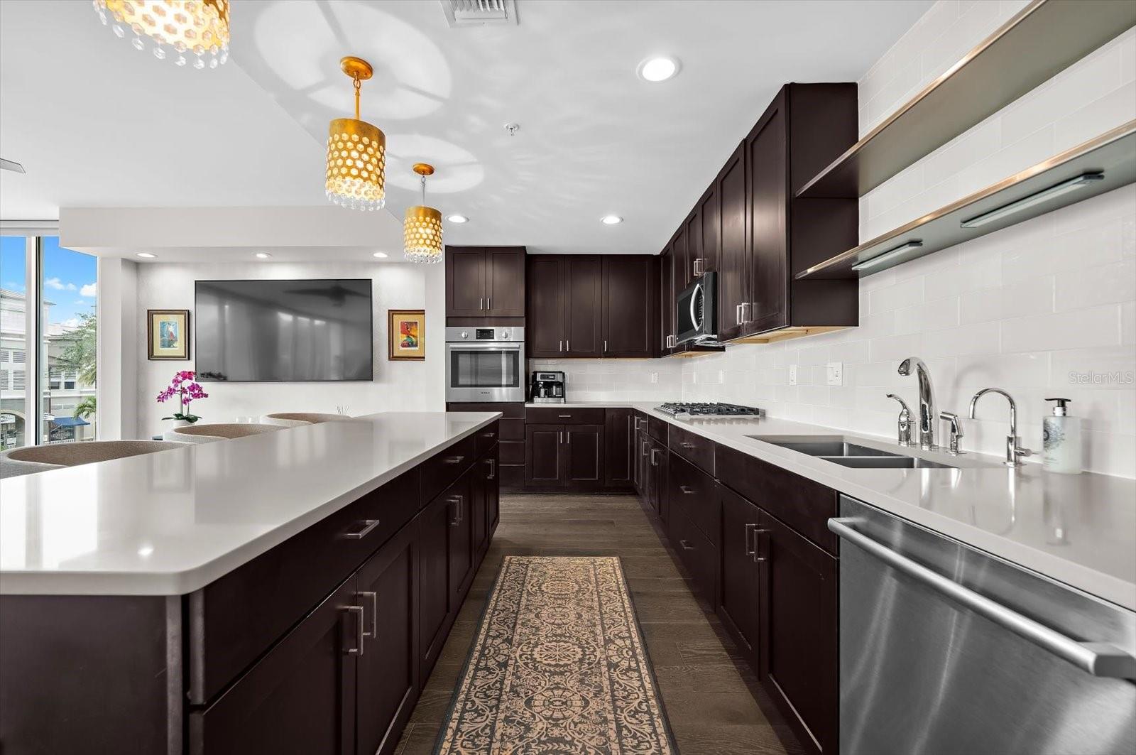 Image 34 of 73 For 176 4th Avenue Ne 201