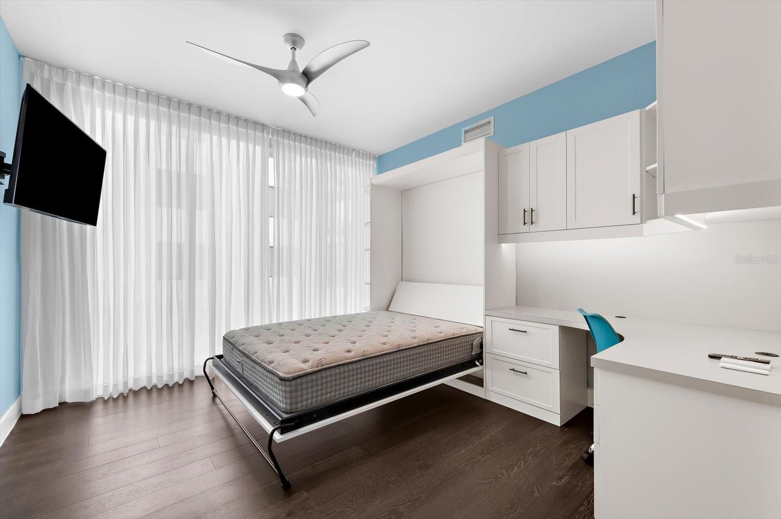 Image 37 of 73 For 176 4th Avenue Ne 201