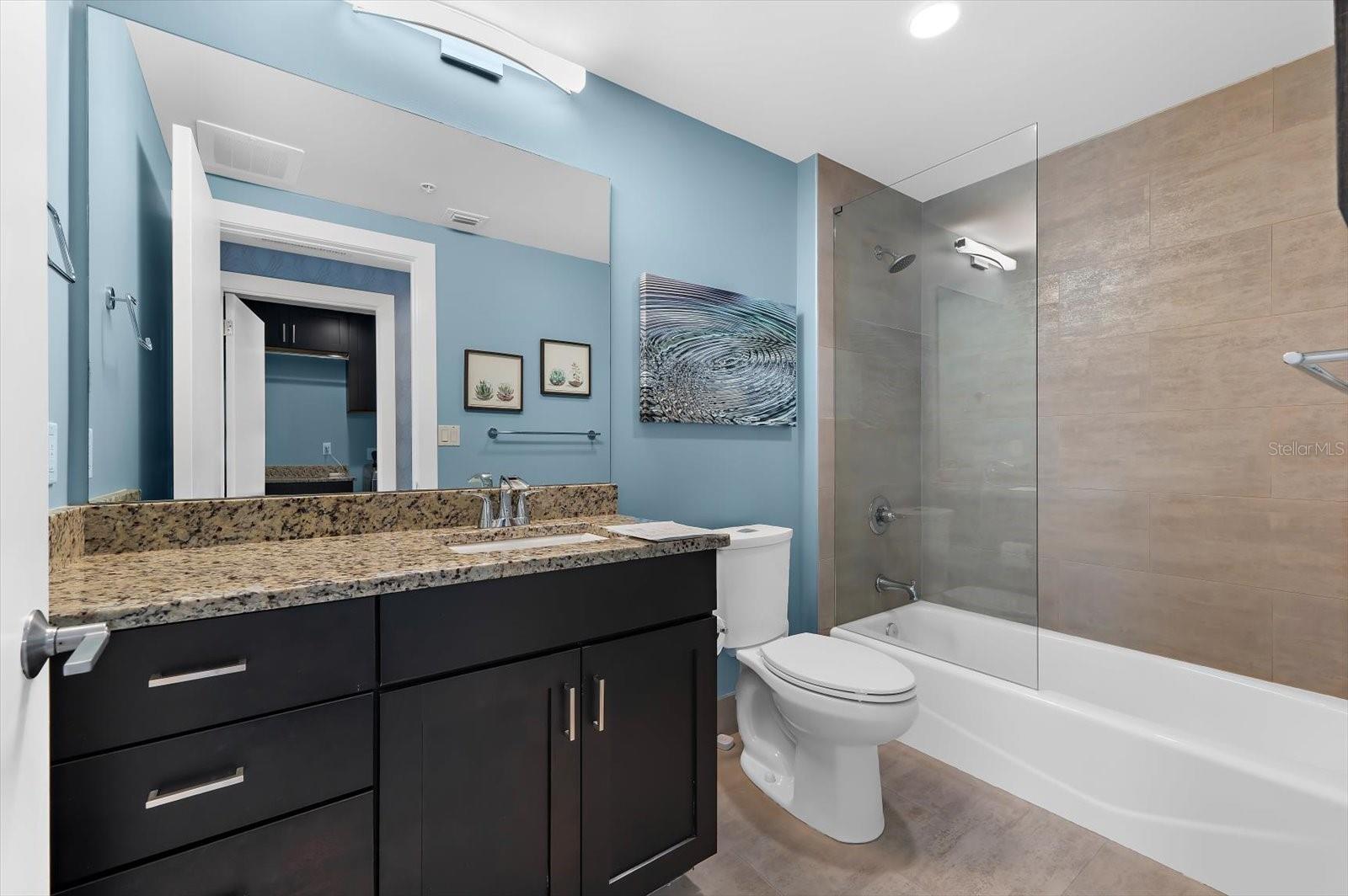 Image 39 of 73 For 176 4th Avenue Ne 201