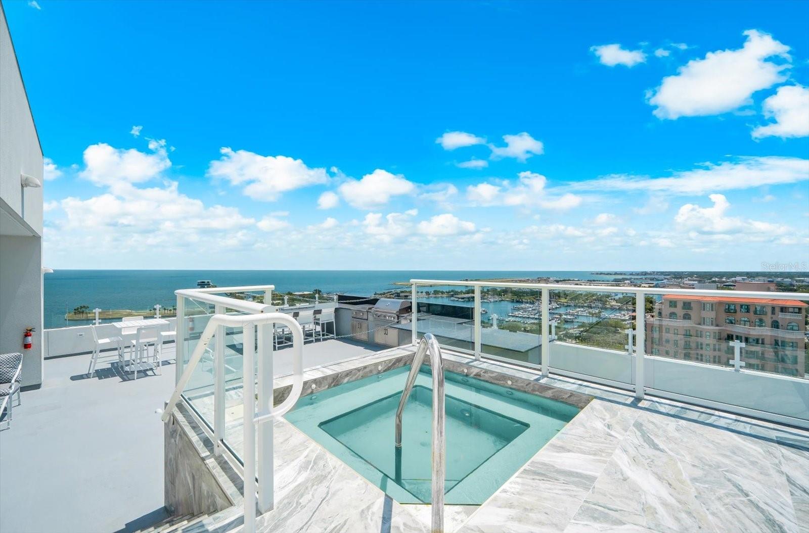 Image 4 of 73 For 176 4th Avenue Ne 201