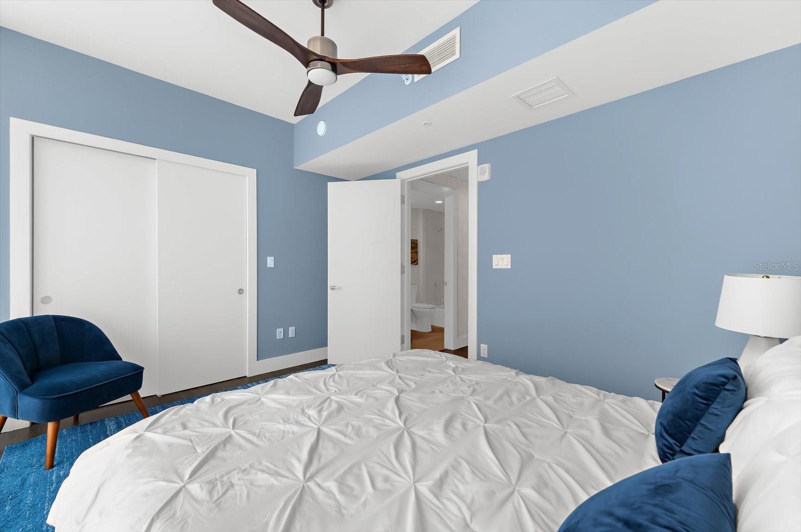 Image 40 of 73 For 176 4th Avenue Ne 201