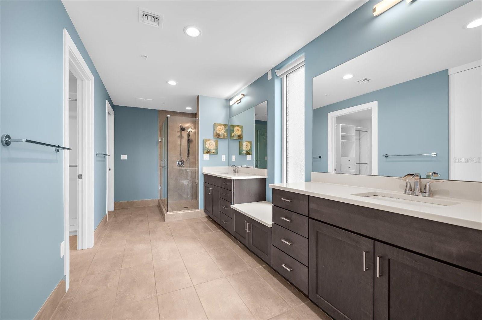 Image 49 of 73 For 176 4th Avenue Ne 201