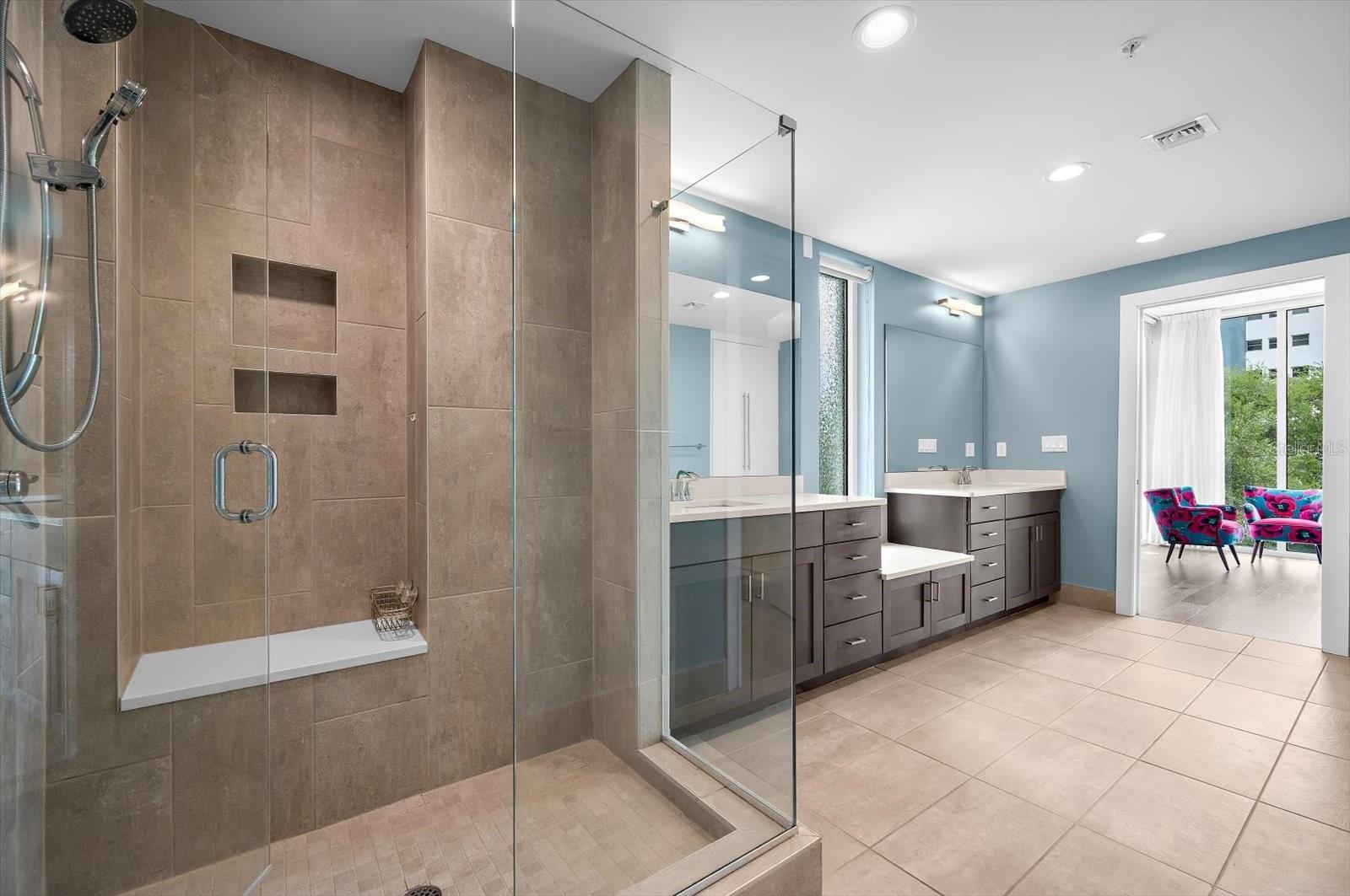 Image 7 of 73 For 176 4th Avenue Ne 201