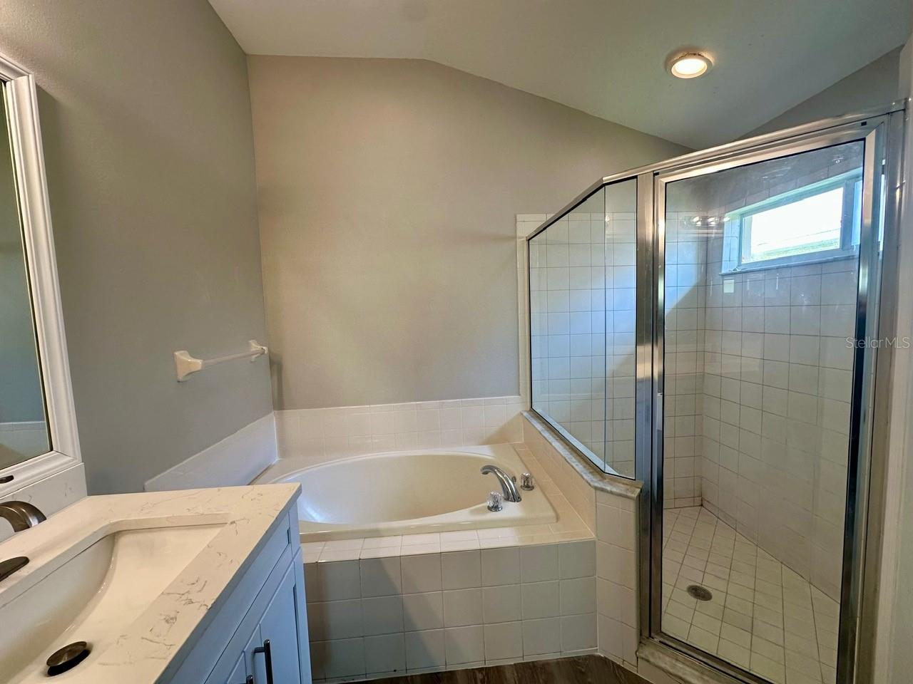 Image 15 of 25 For 705 Straw Lake Drive