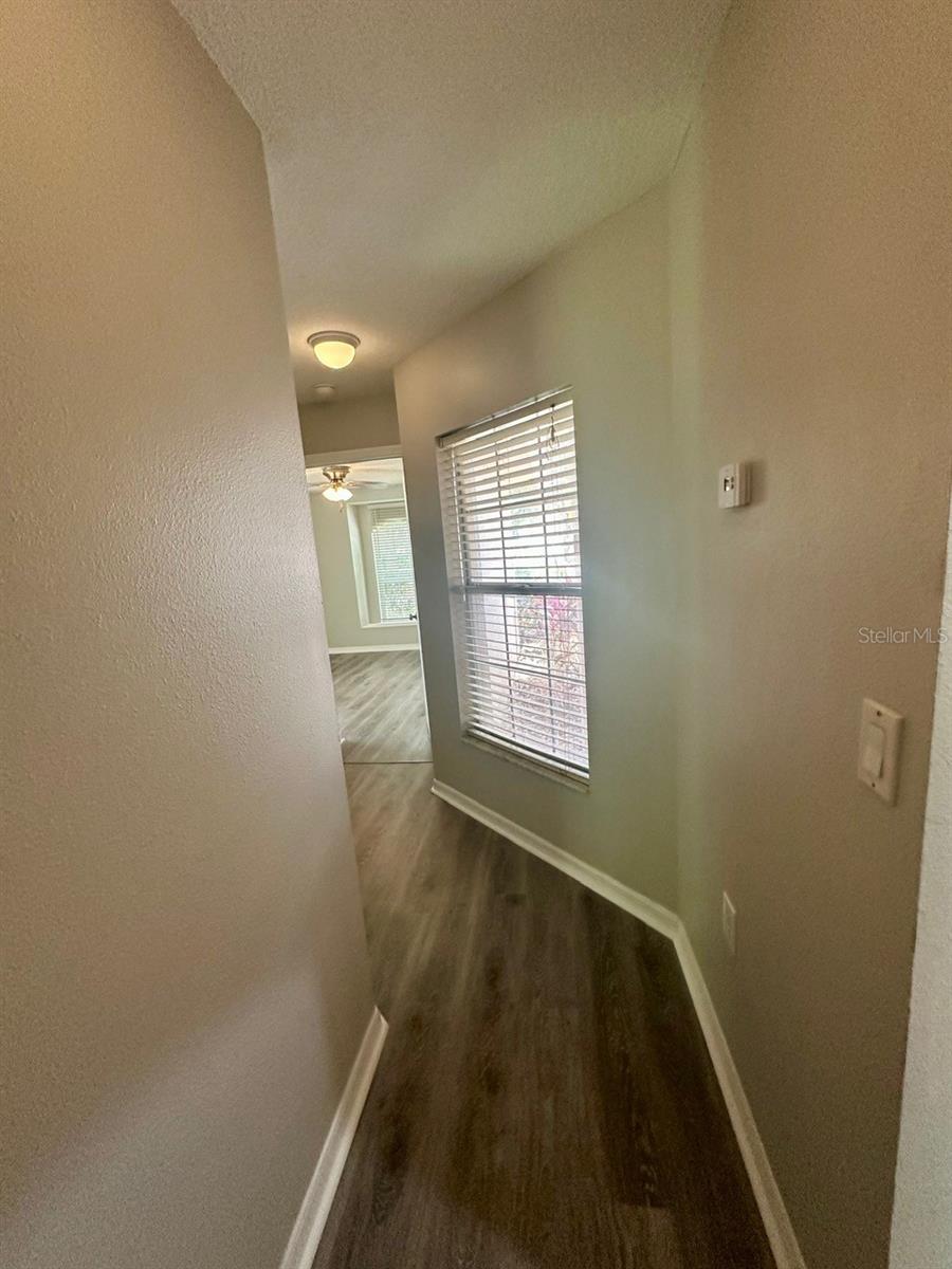 Image 17 of 25 For 705 Straw Lake Drive