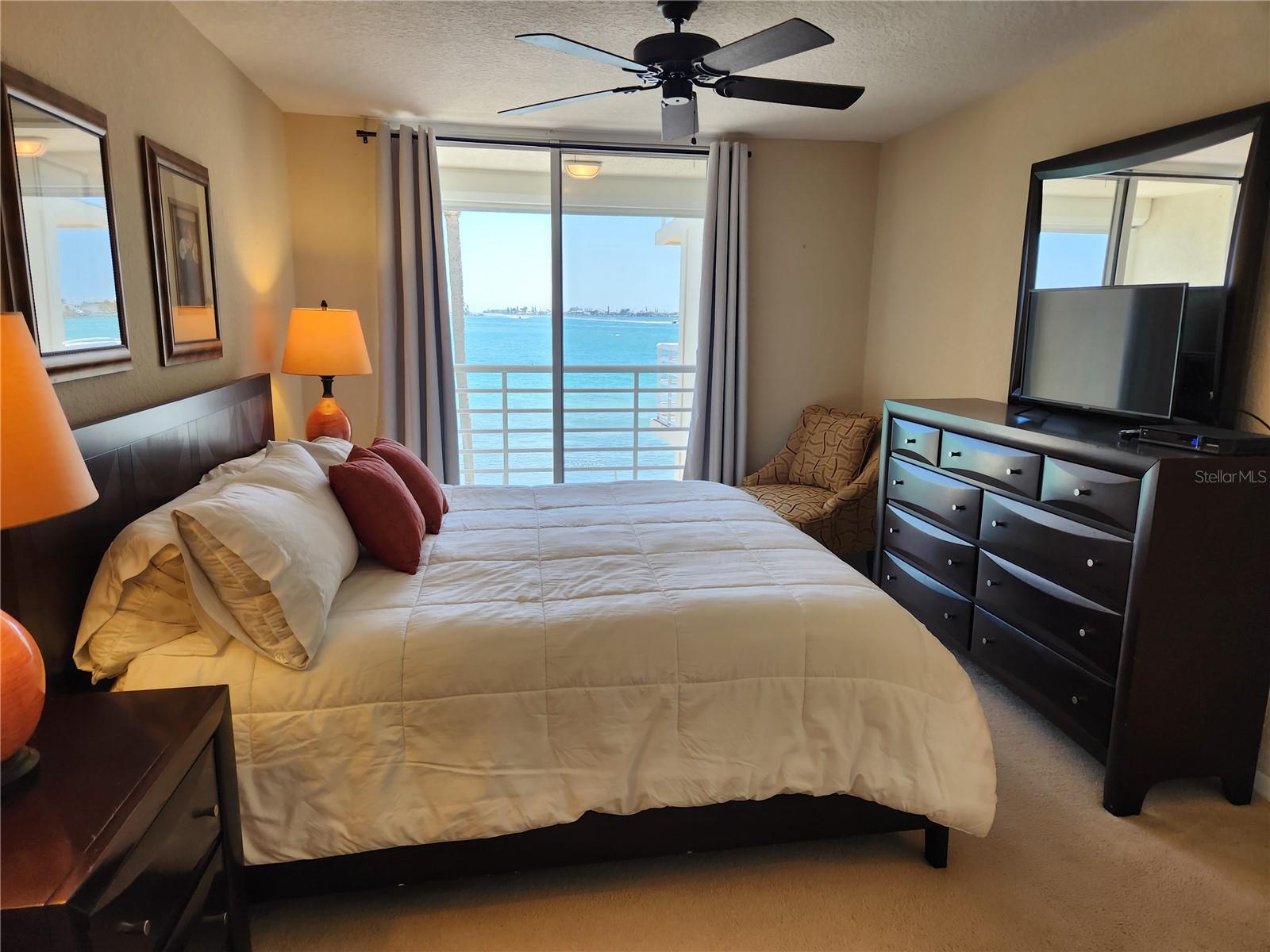 Image 10 of 19 For 6105 Bahia Del Mar Circle 283