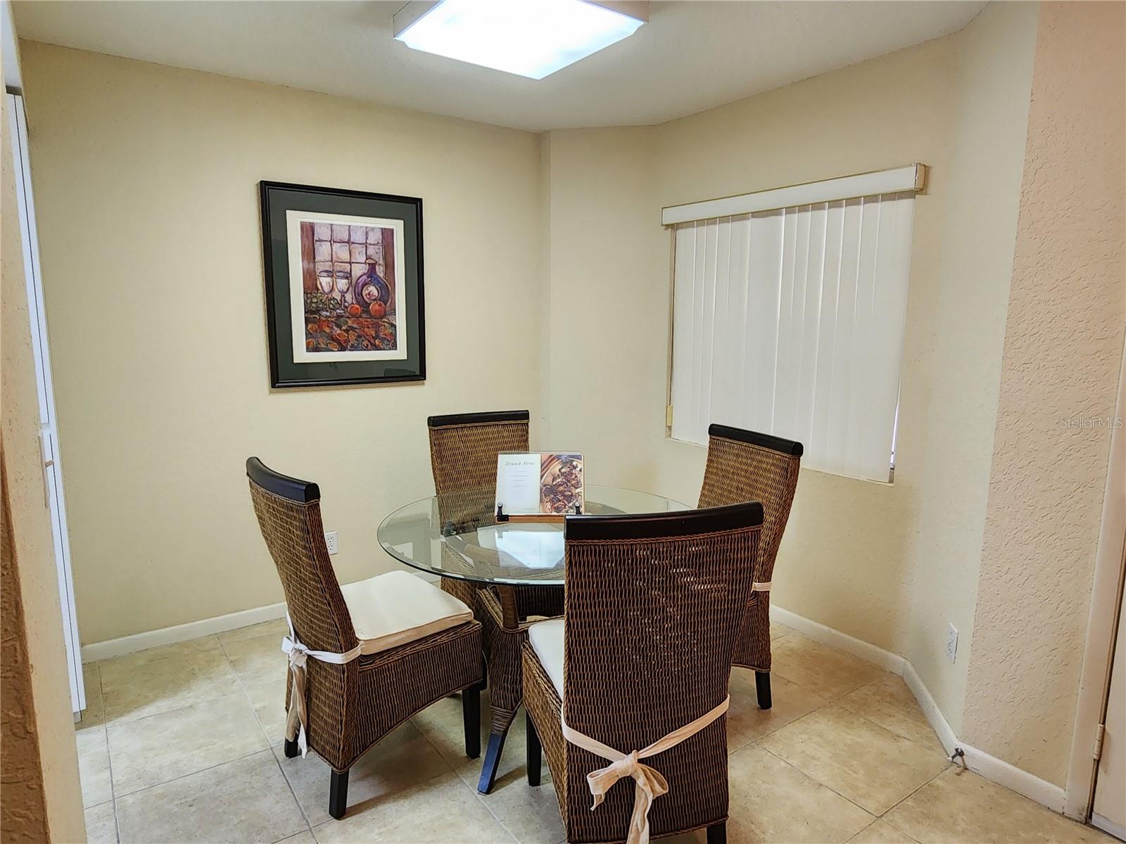 Image 9 of 19 For 6105 Bahia Del Mar Circle 283