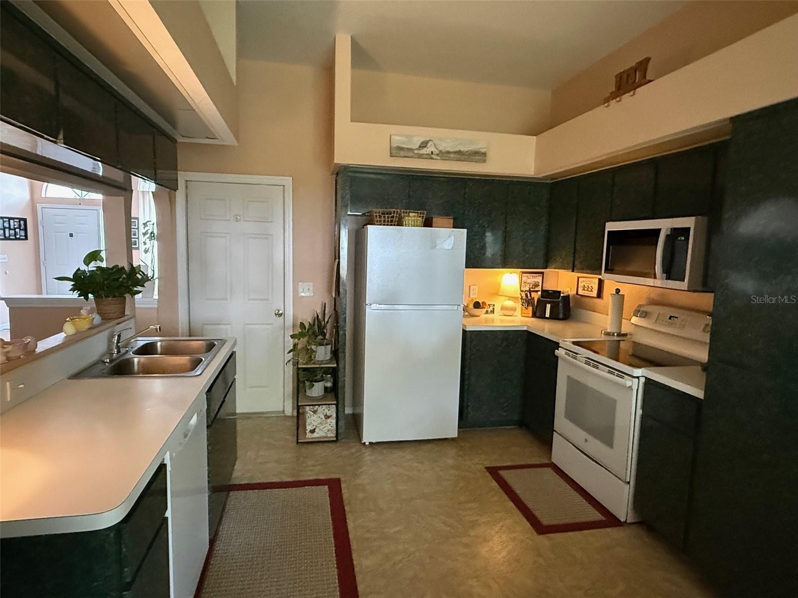 Image 18 of 55 For 4147 La Pasida Lane