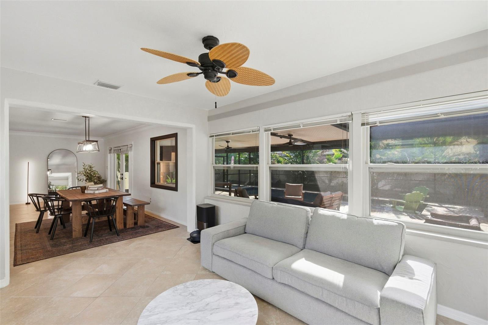 Image 23 of 78 For 3120 Park Street N