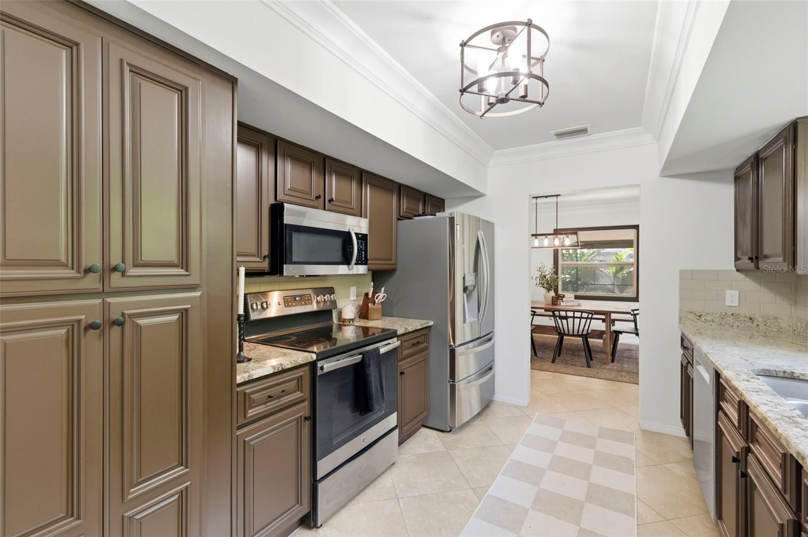 Image 31 of 78 For 3120 Park Street N