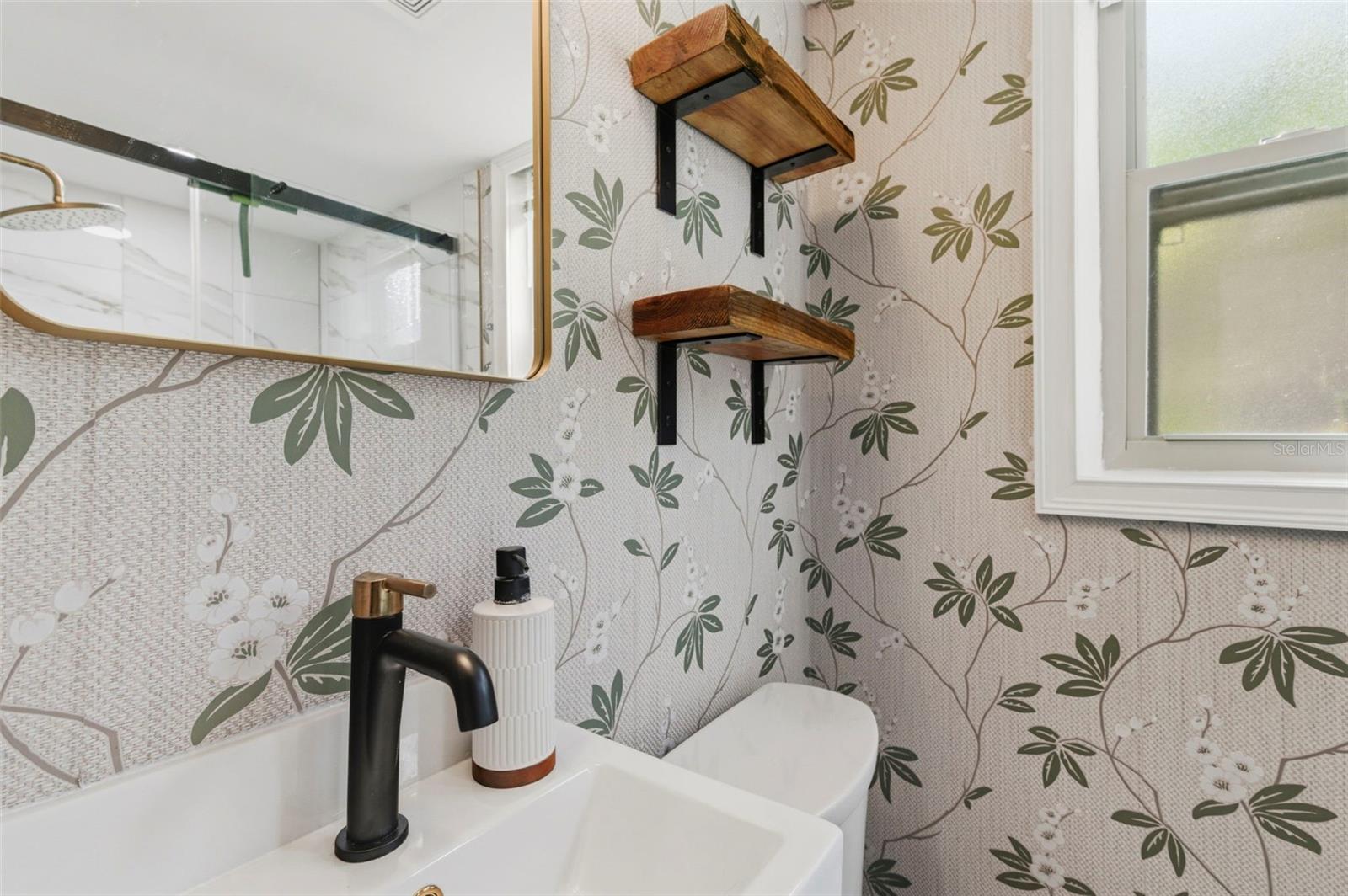 Image 33 of 78 For 3120 Park Street N