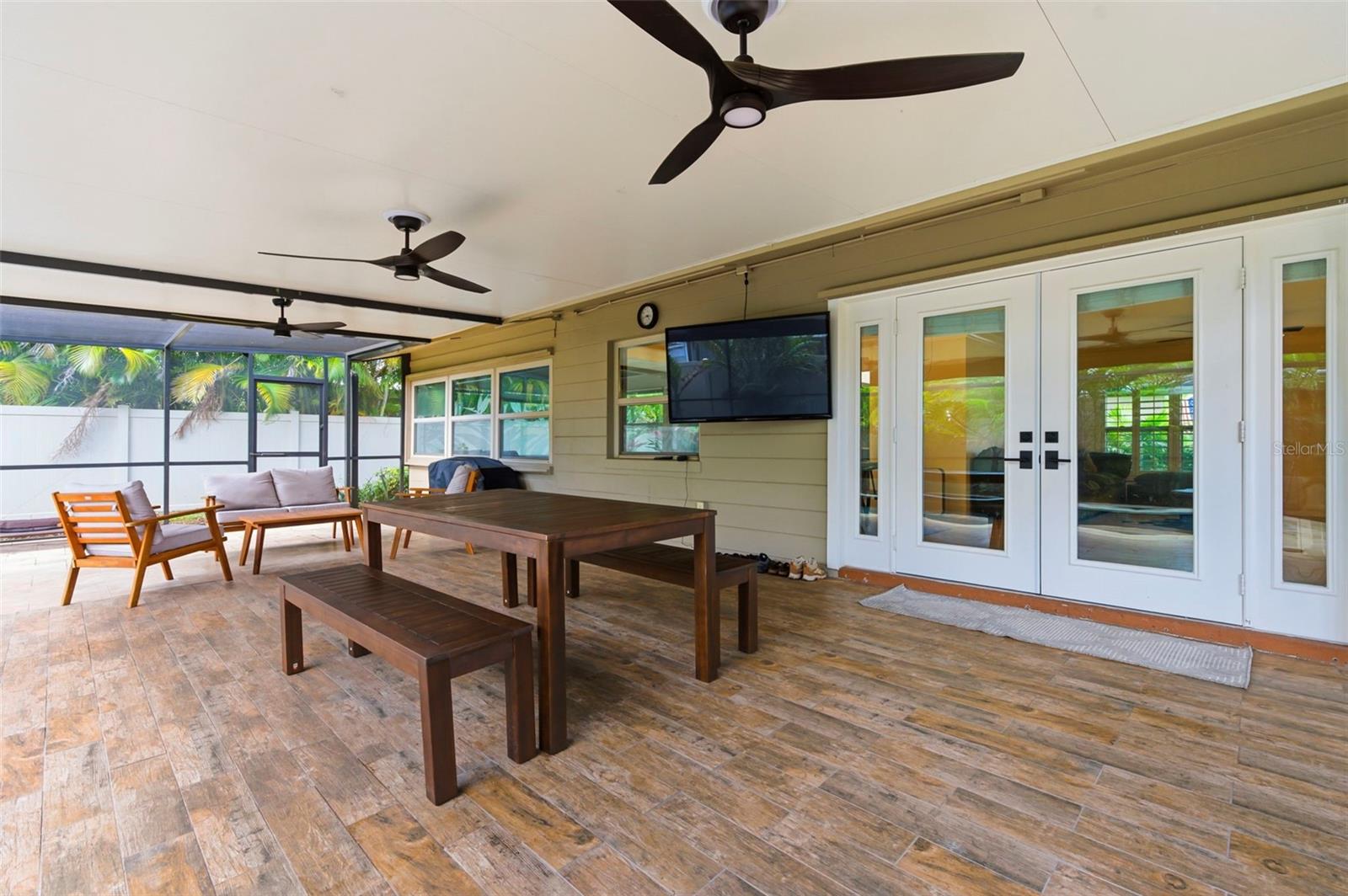 Image 47 of 78 For 3120 Park Street N