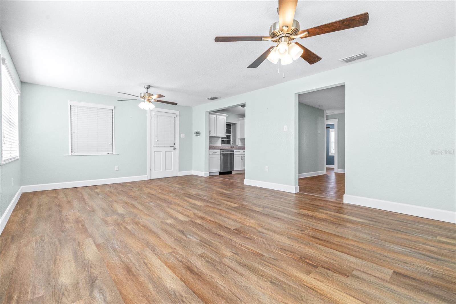 Image 9 of 23 For 3958 2nd Street Nw