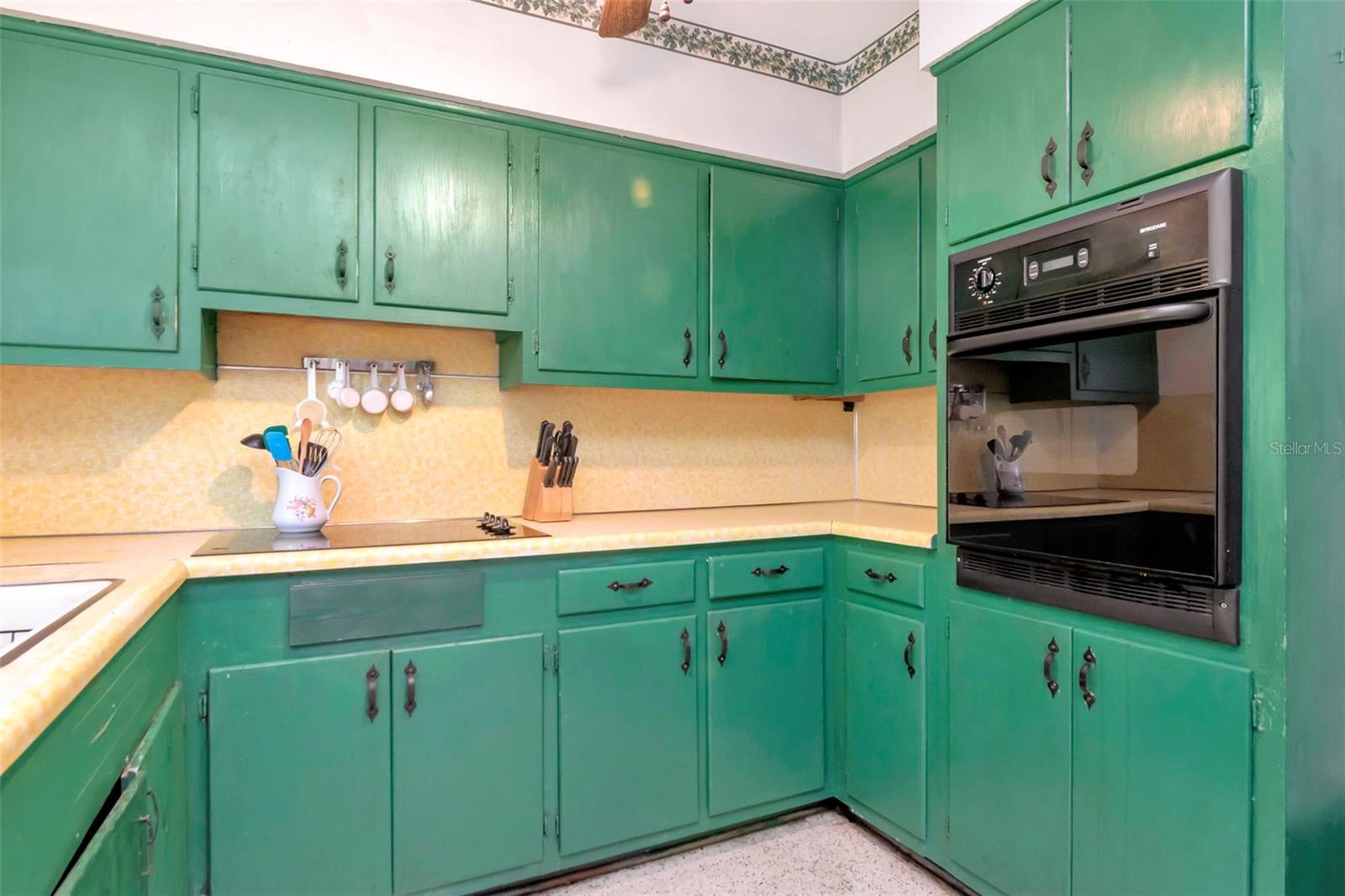 Image 17 of 61 For 230 Milwaukee Avenue