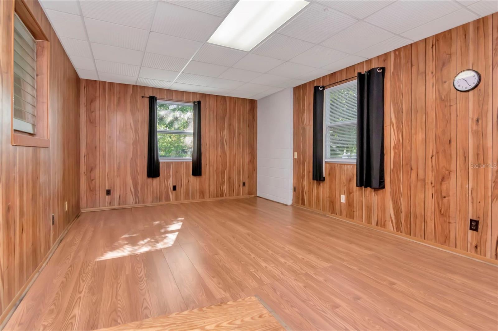 Image 19 of 61 For 230 Milwaukee Avenue