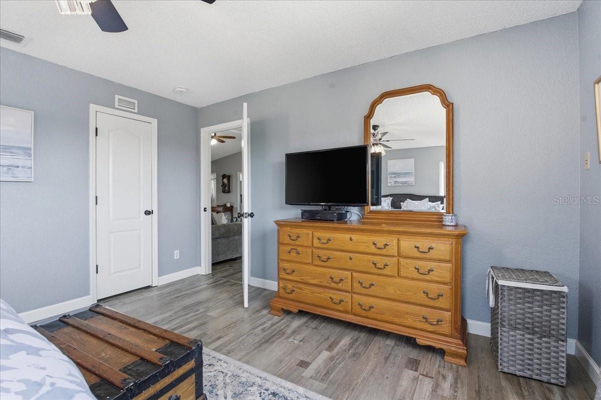 Image 29 of 52 For 7611 Mako Drive