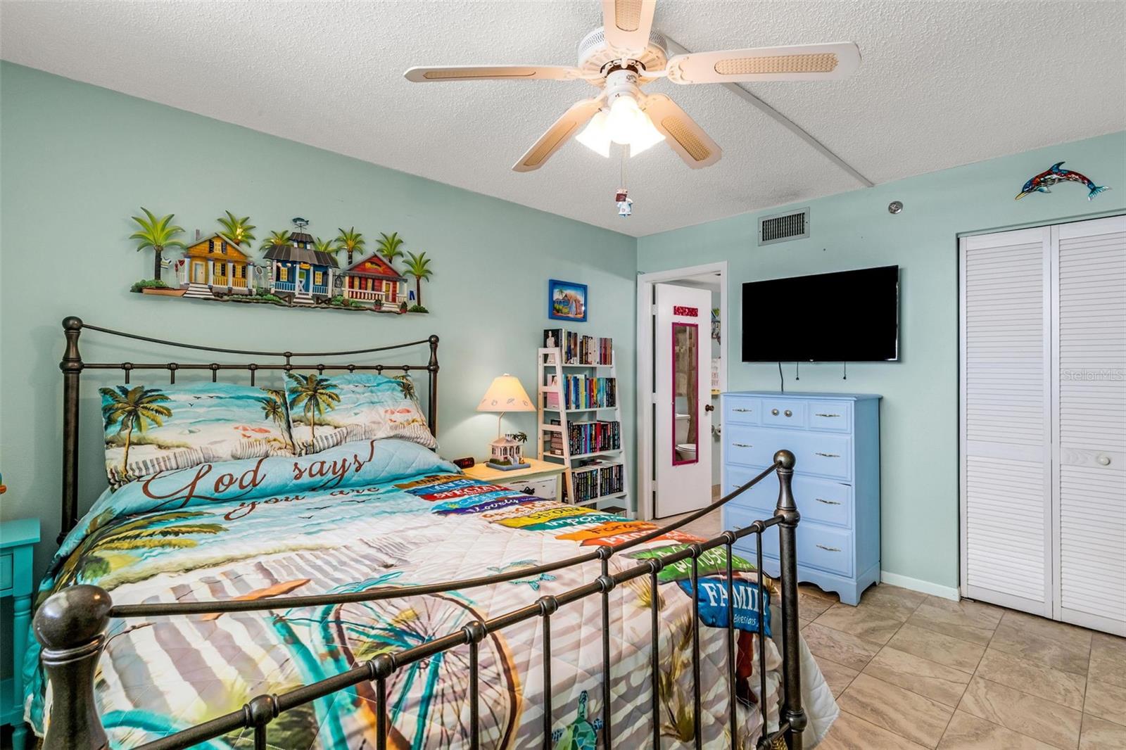 Image 11 of 77 For 14900 Gulf Boulevard 410