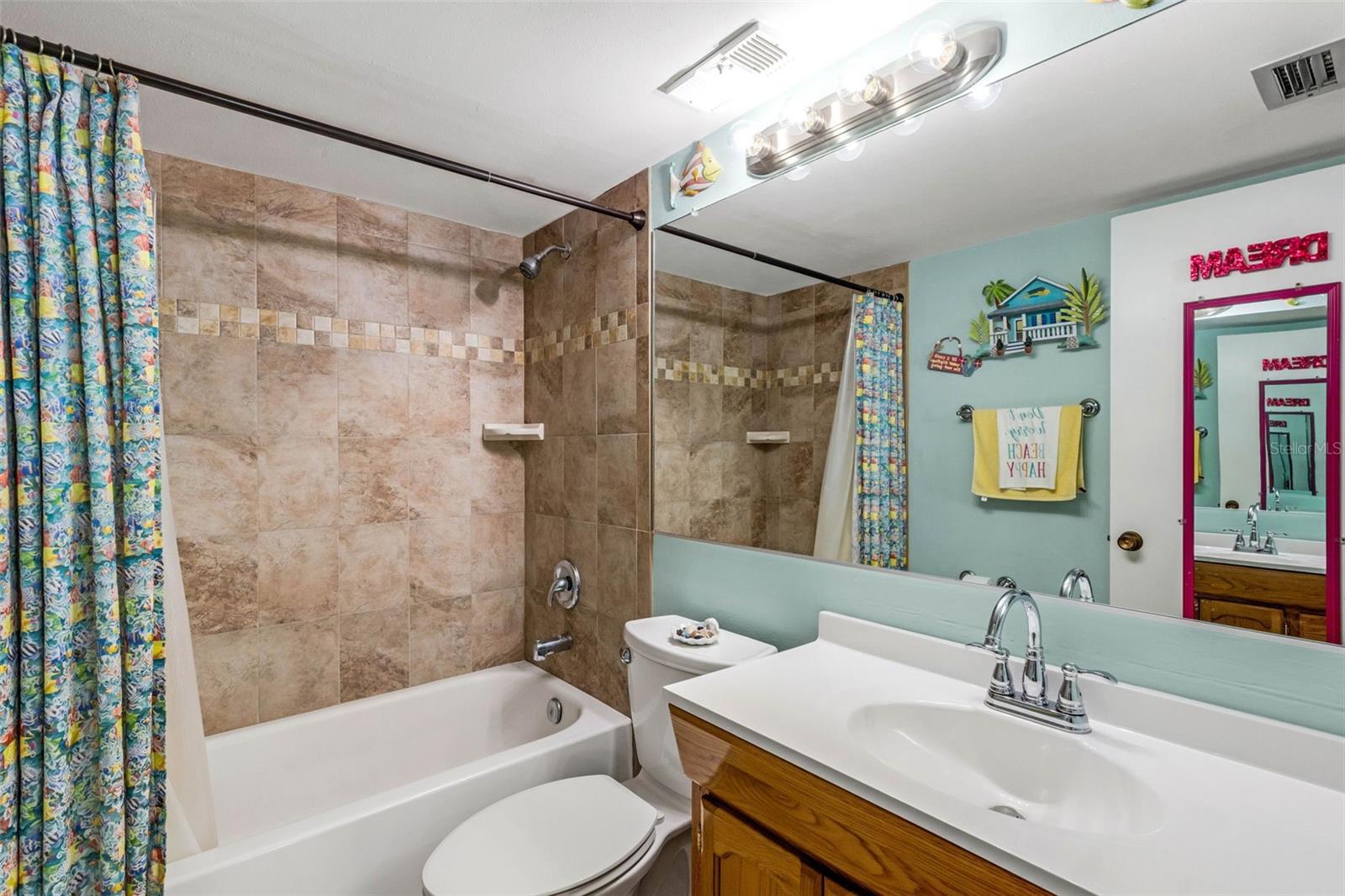 Image 14 of 77 For 14900 Gulf Boulevard 410