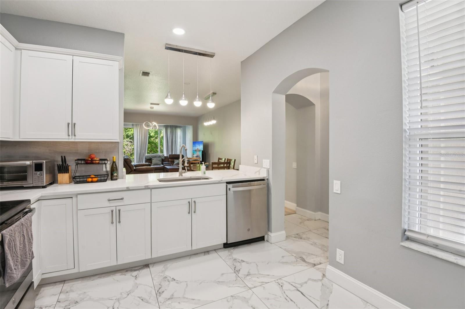 Image 10 of 31 For 3661 Country Pointe Place