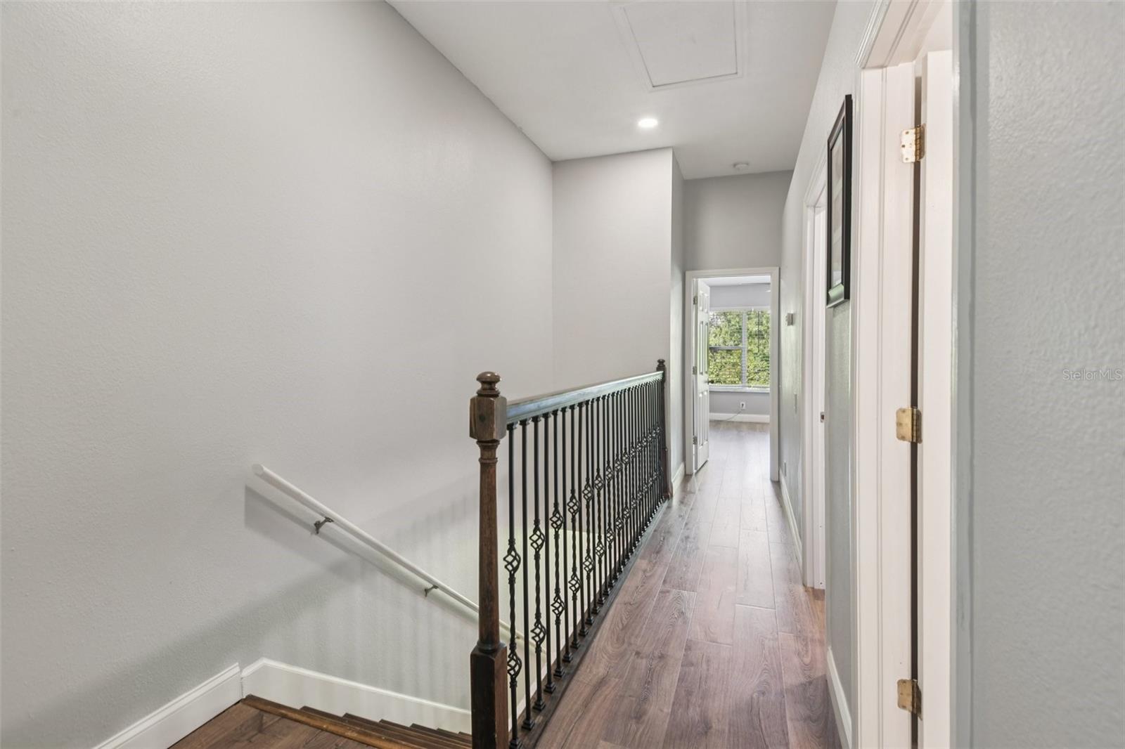 Image 14 of 31 For 3661 Country Pointe Place