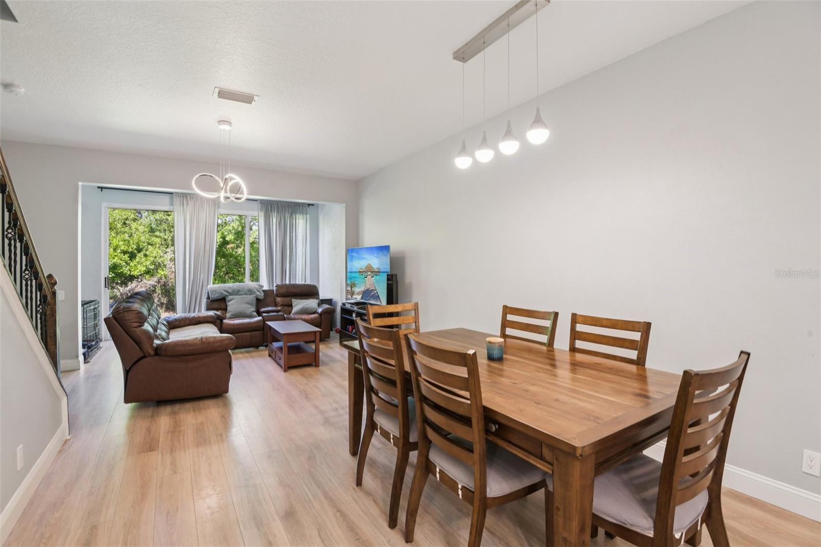 Image 4 of 31 For 3661 Country Pointe Place