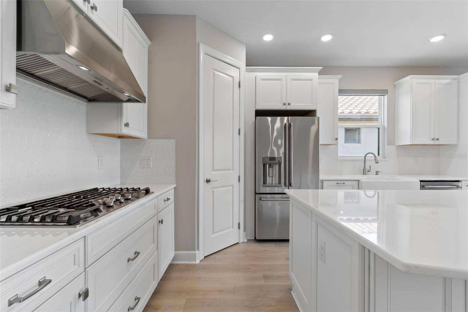 Listing photo id 8 for 4292 Graticola Road