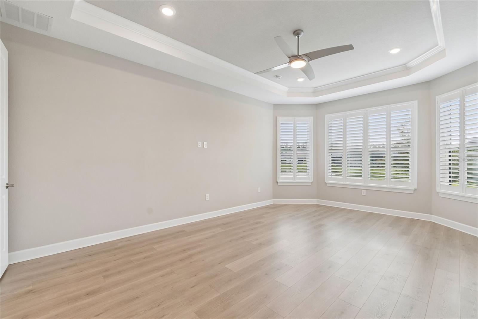 Listing photo id 16 for 4292 Graticola Road