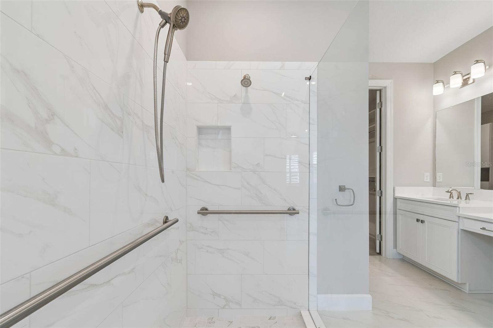 Listing photo id 19 for 4292 Graticola Road