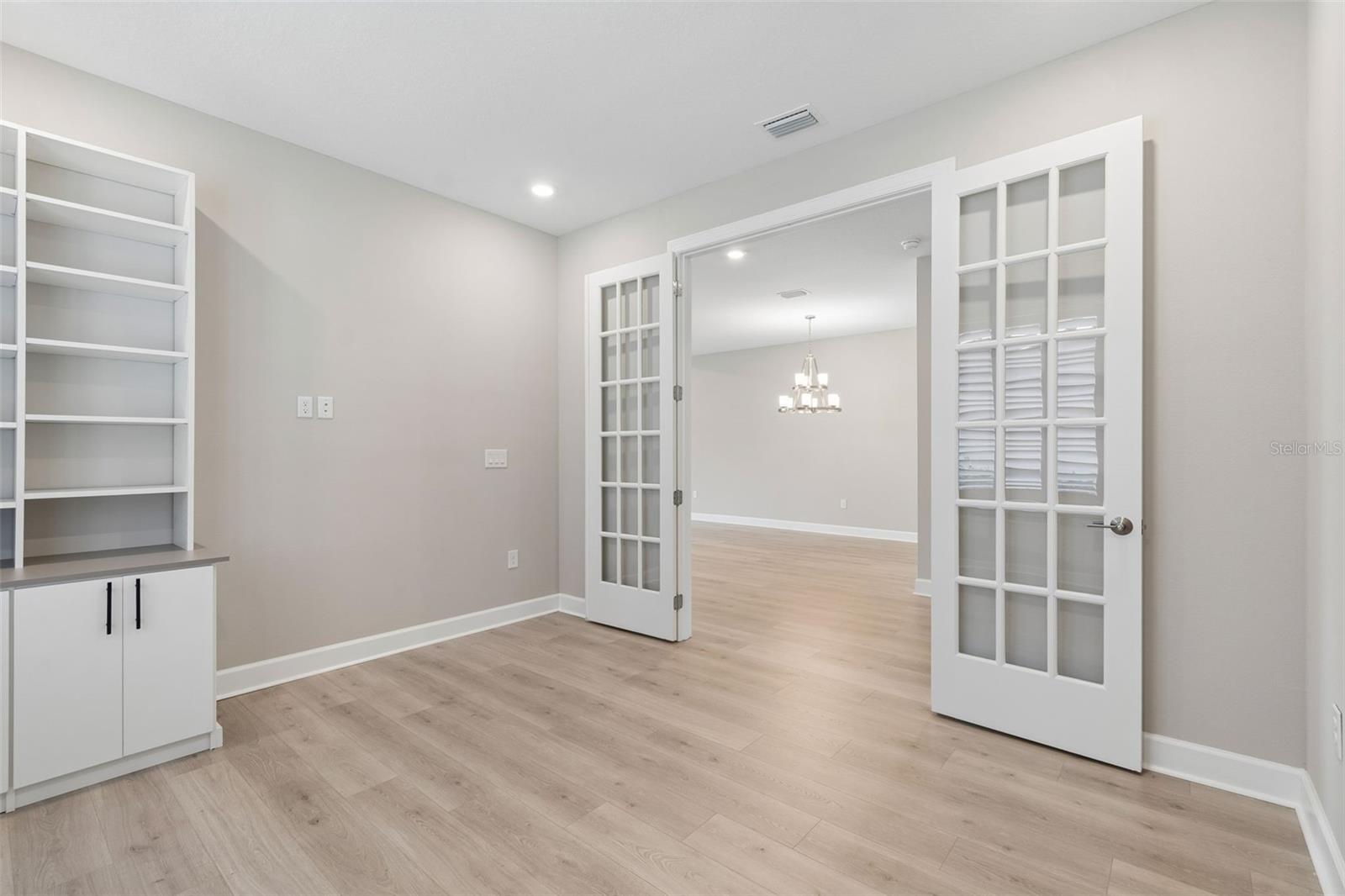 Listing photo id 38 for 4292 Graticola Road