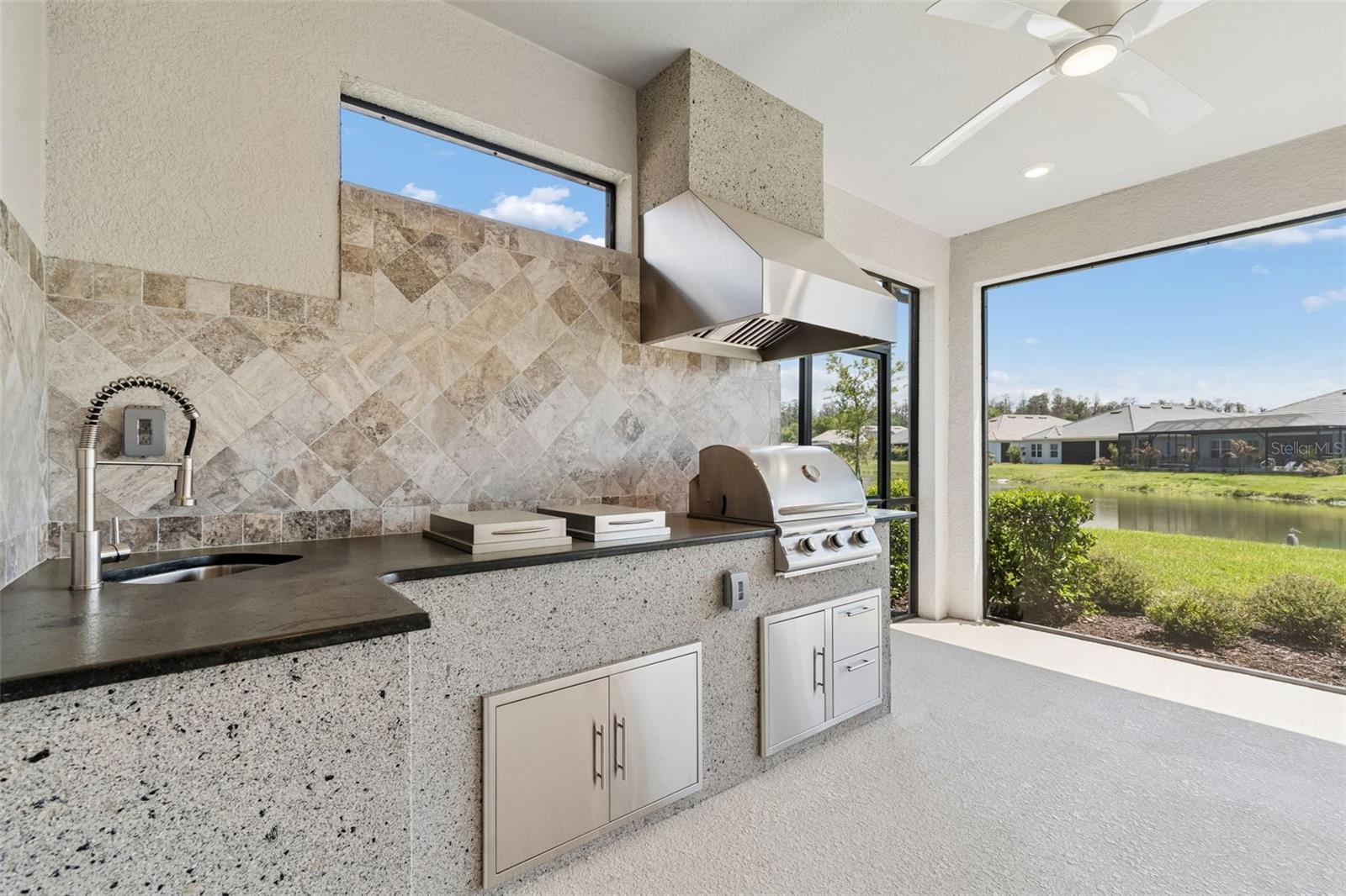 Listing photo id 42 for 4292 Graticola Road