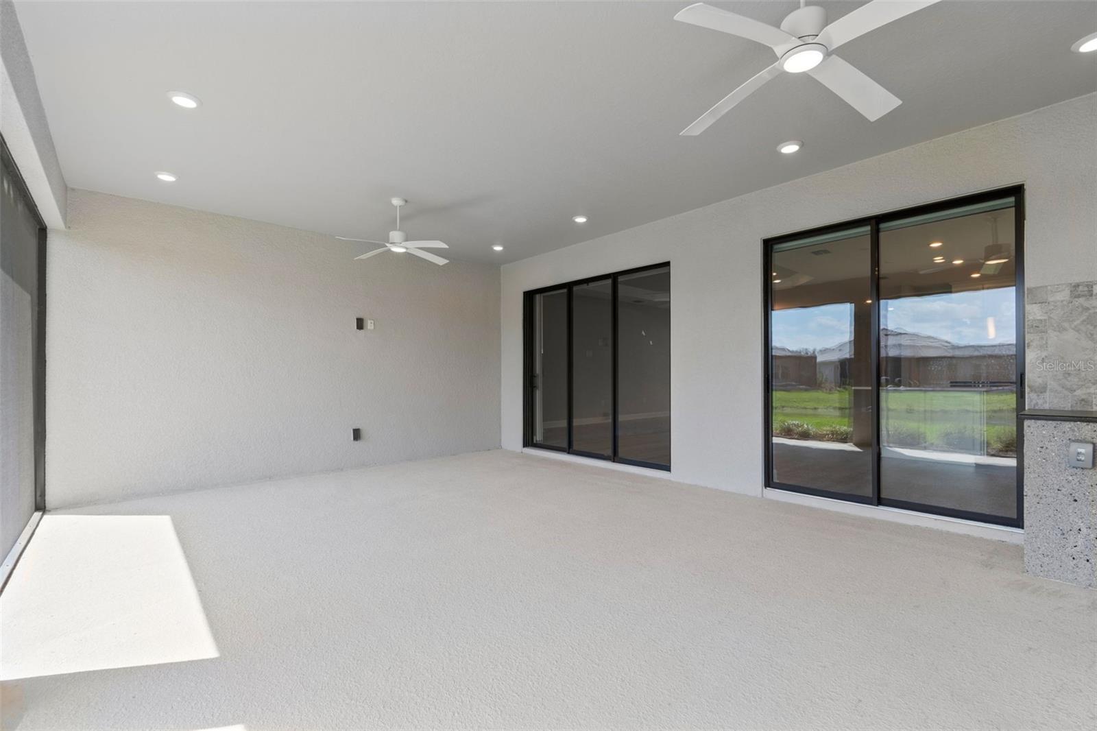 Listing photo id 44 for 4292 Graticola Road