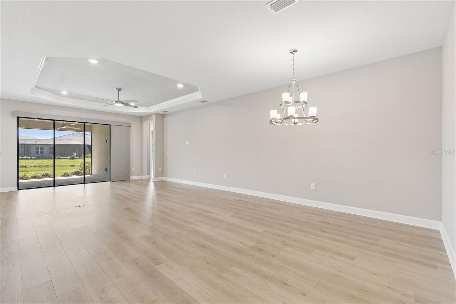 Listing photo id 4 for 4292 Graticola Road