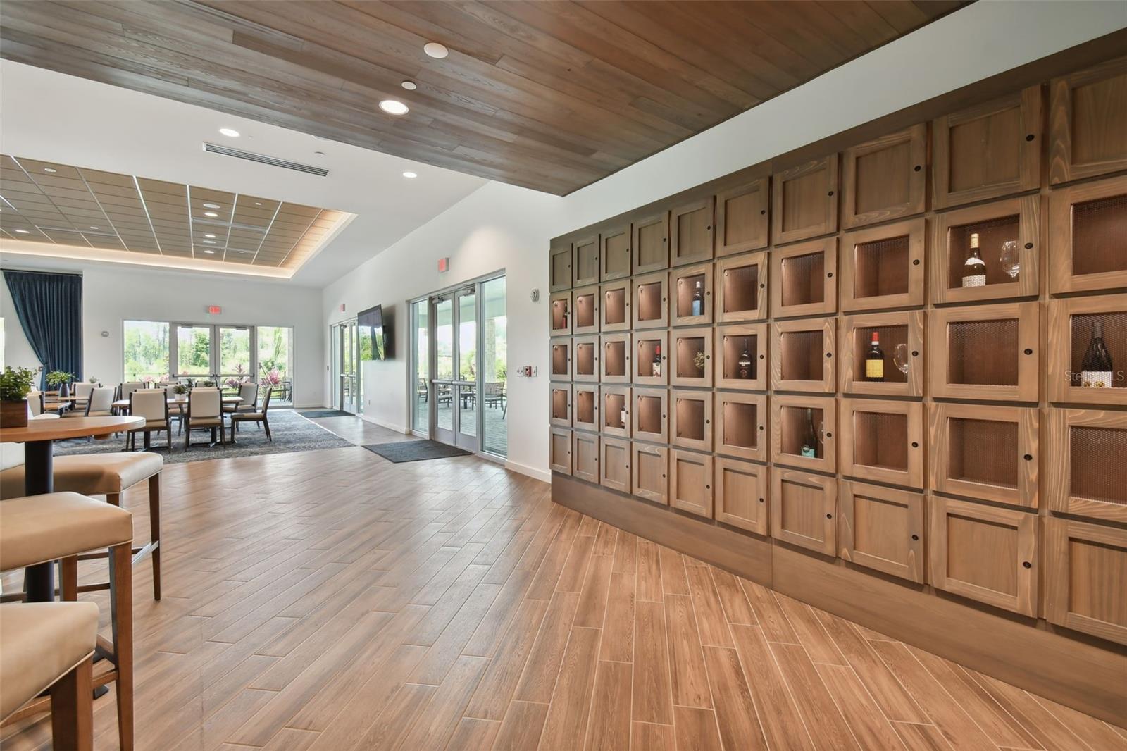 Listing photo id 78 for 4292 Graticola Road