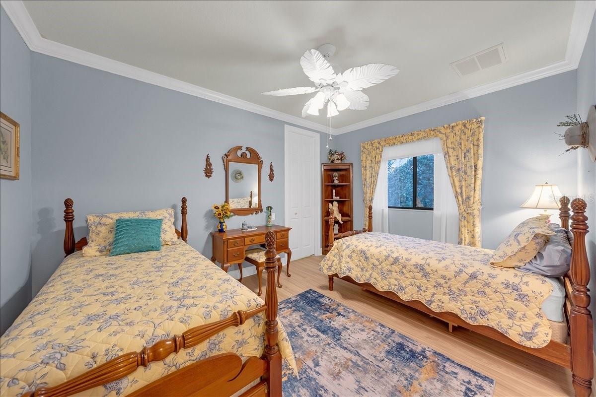 Image 24 of 59 For 5702 Ternpark Drive