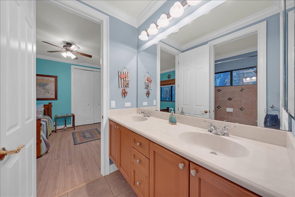 Image 25 of 59 For 5702 Ternpark Drive