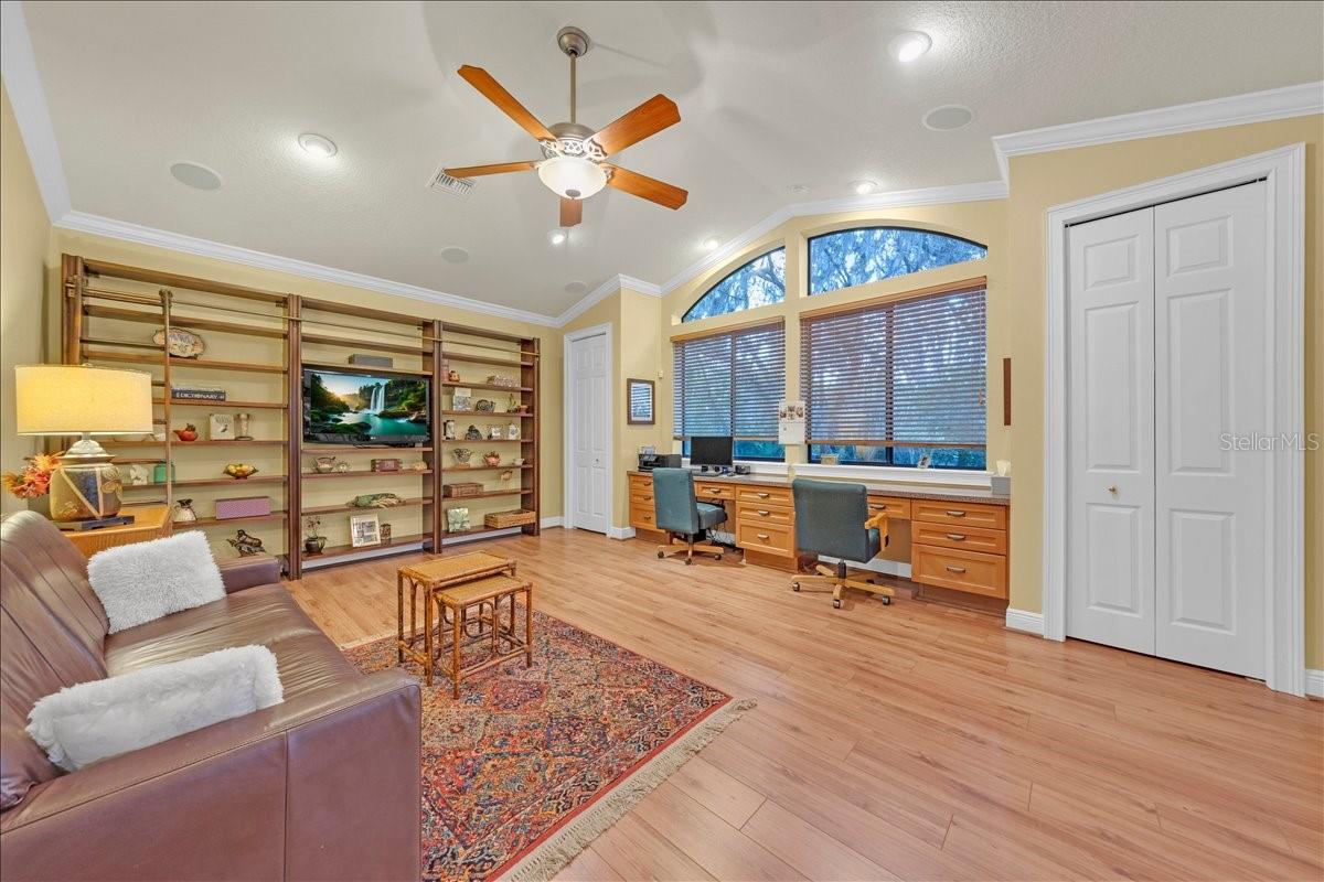 Image 30 of 59 For 5702 Ternpark Drive