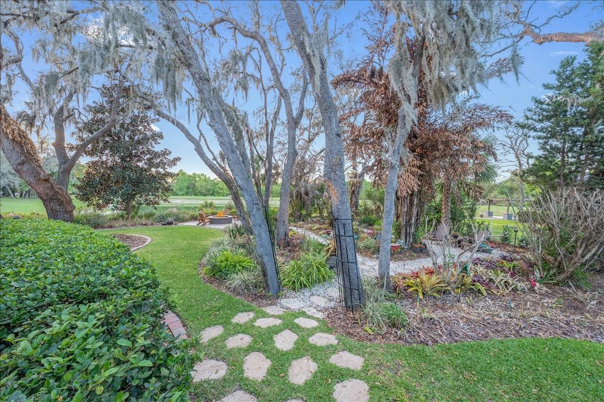 Image 6 of 59 For 5702 Ternpark Drive