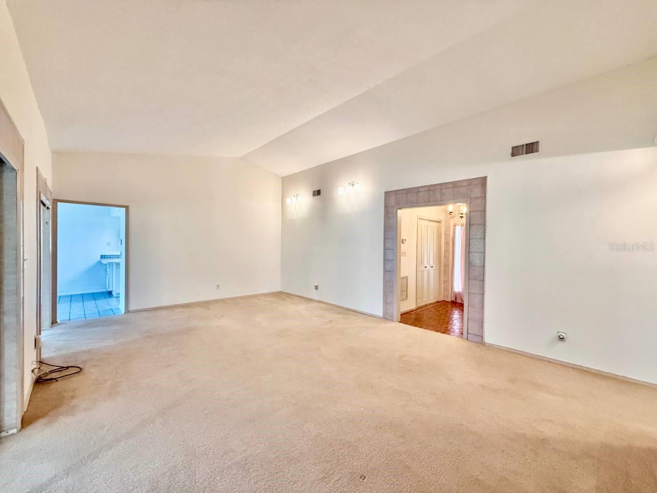 Image 4 of 40 For 1839 Tumbleweed Court