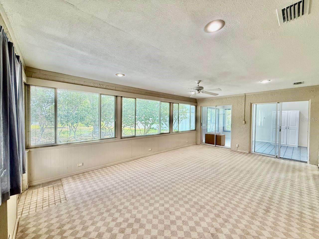 Image 9 of 40 For 1839 Tumbleweed Court