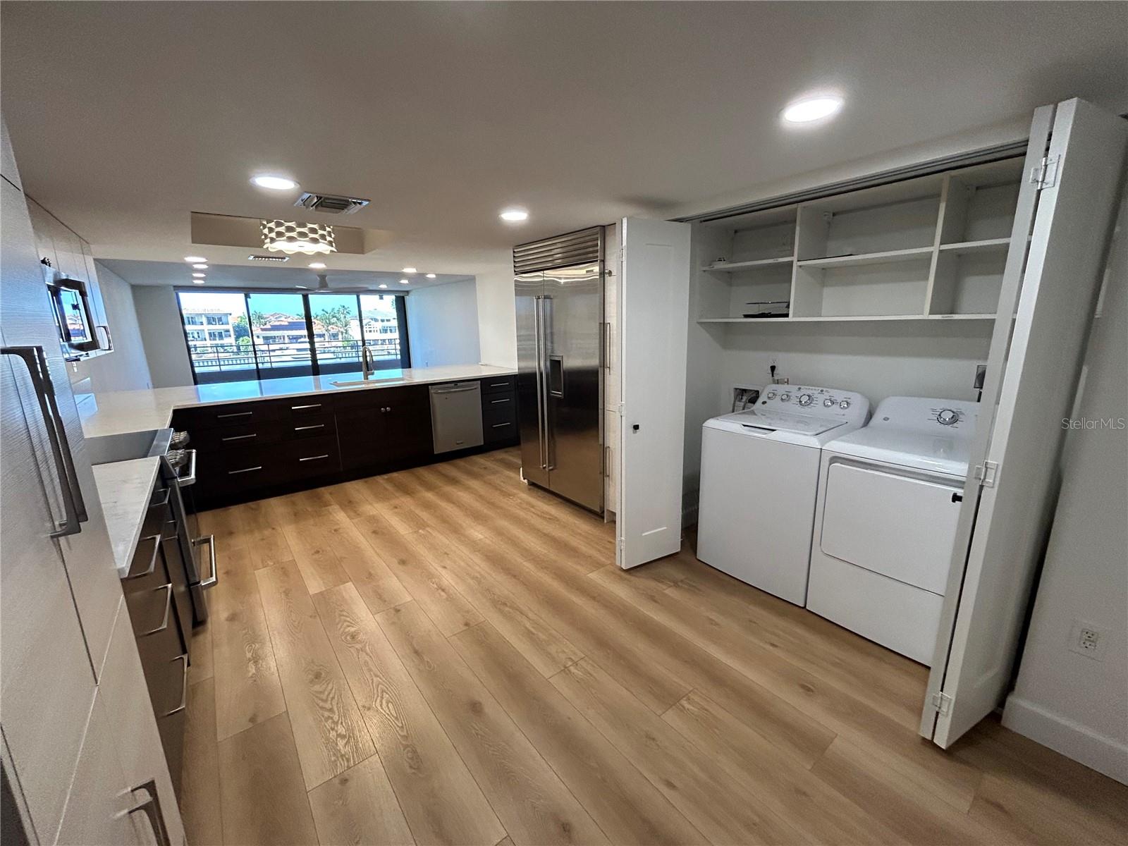 Image 10 of 59 For 6260 Kipps Colony Court 203