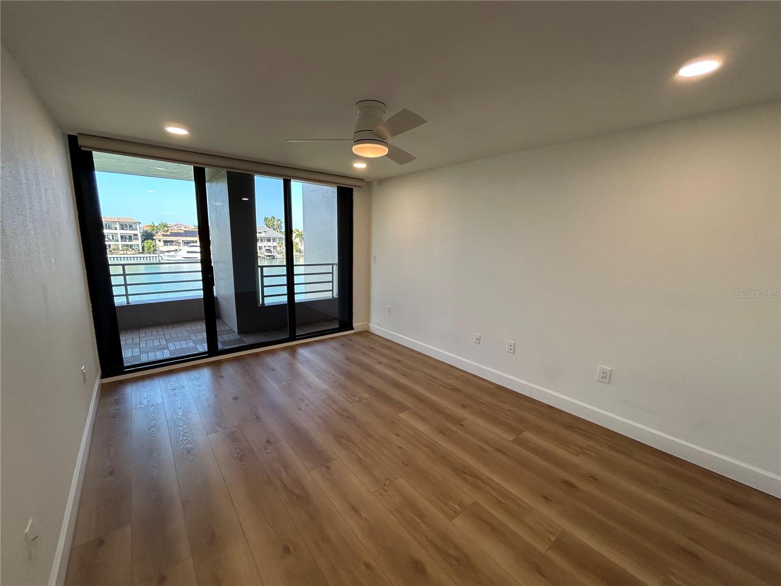 Image 21 of 59 For 6260 Kipps Colony Court 203