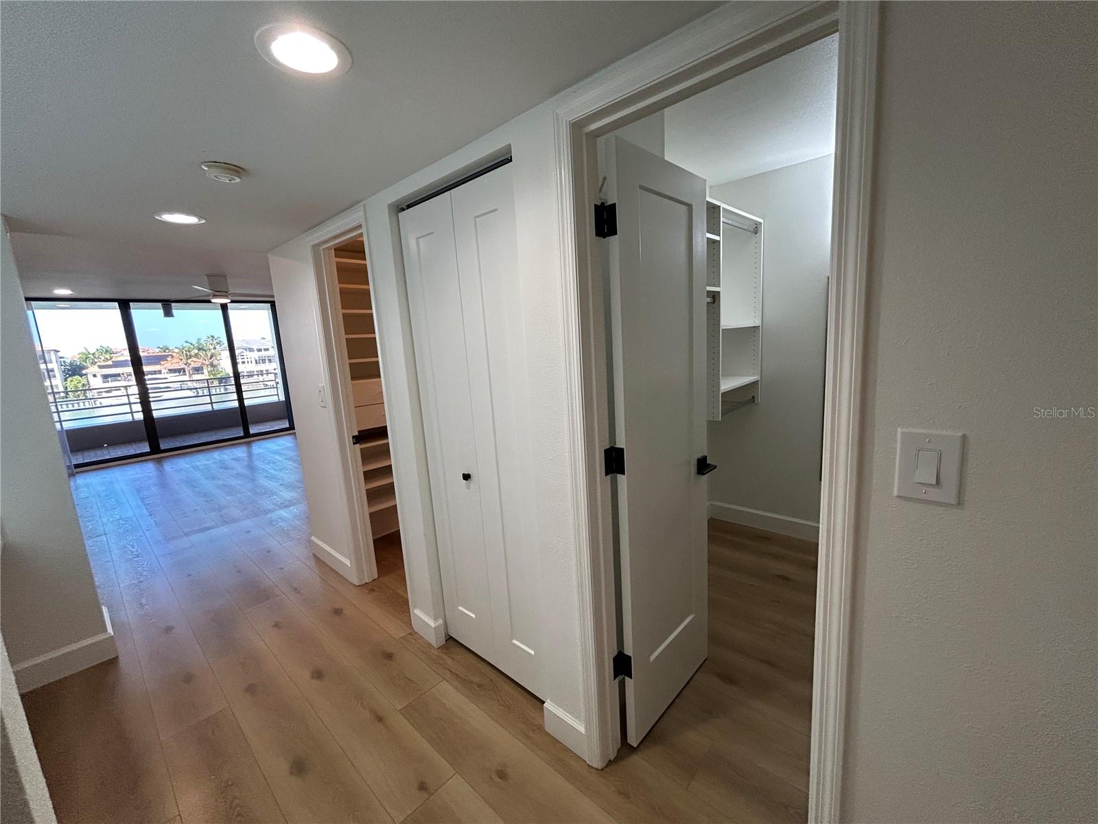 Image 26 of 59 For 6260 Kipps Colony Court 203