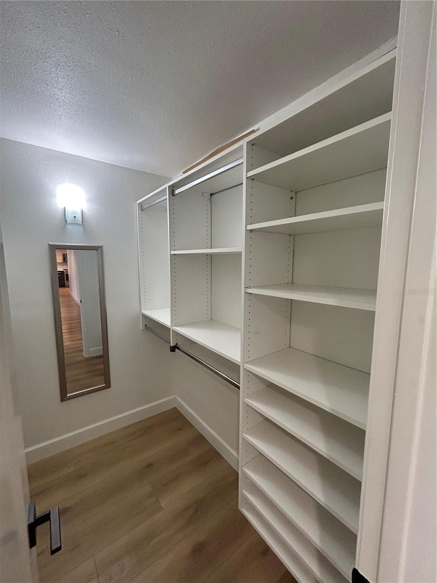 Image 27 of 59 For 6260 Kipps Colony Court 203