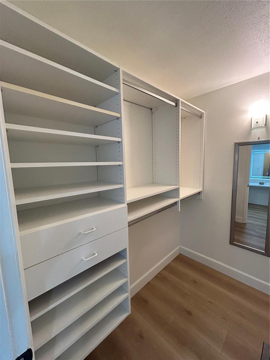 Image 29 of 59 For 6260 Kipps Colony Court 203