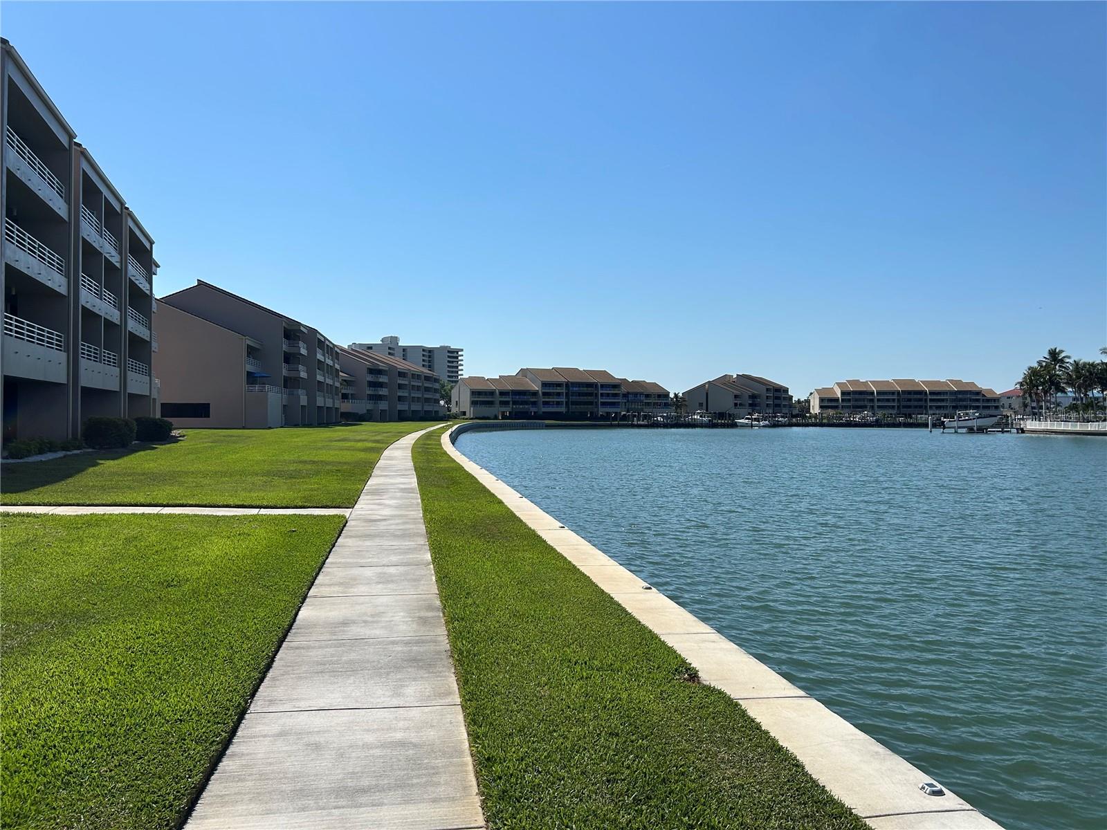 Image 49 of 59 For 6260 Kipps Colony Court 203