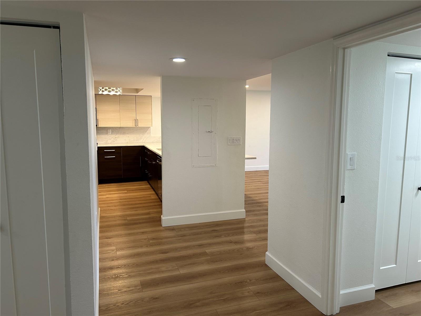 Image 5 of 59 For 6260 Kipps Colony Court 203