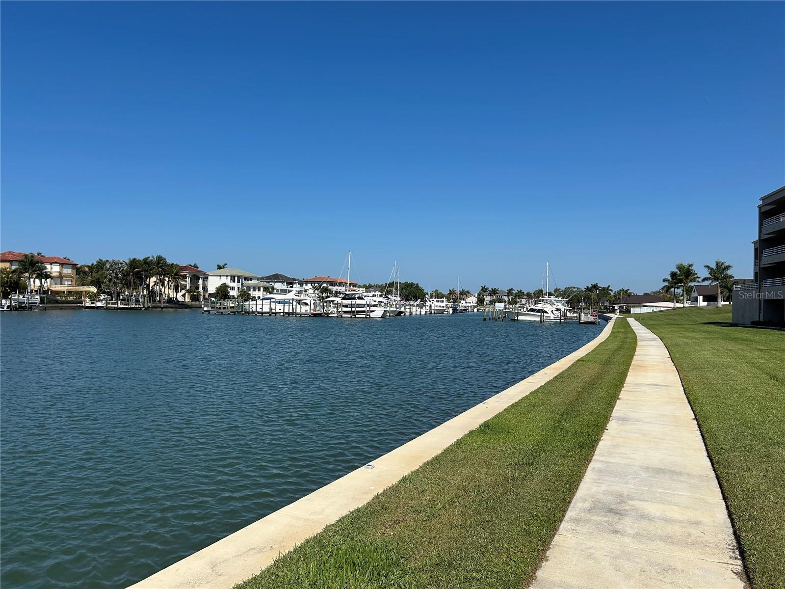 Image 55 of 59 For 6260 Kipps Colony Court 203