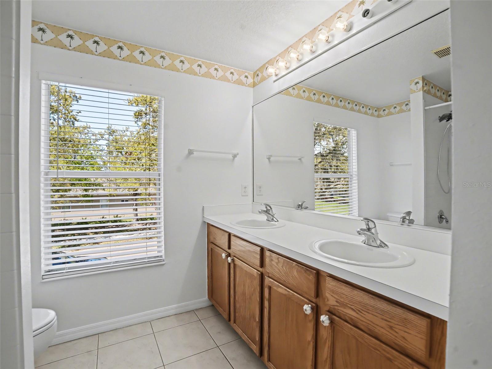 Image 22 of 46 For 8222 Haven Harbour Way