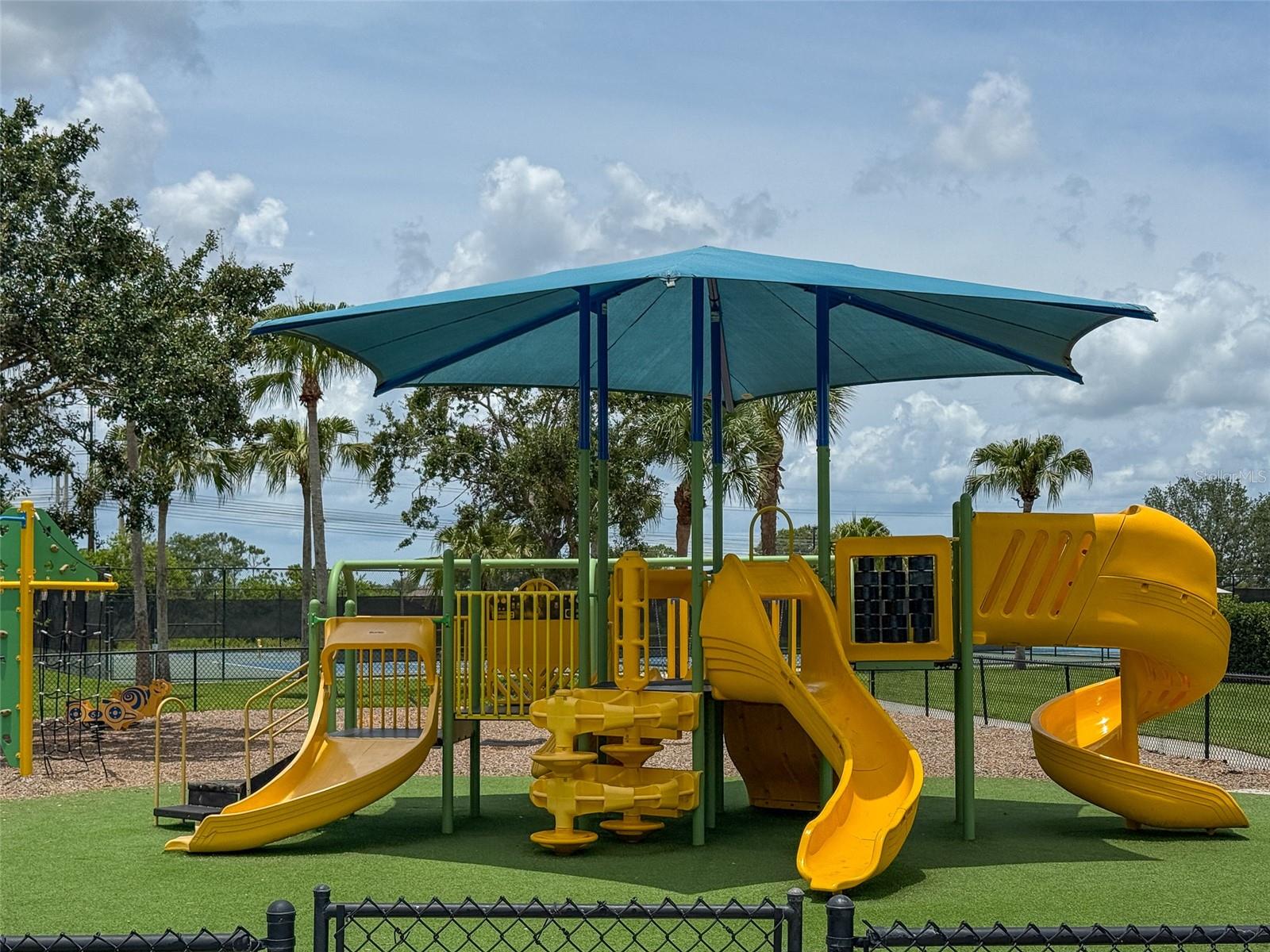 Image 39 of 46 For 8222 Haven Harbour Way